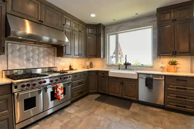 Kitchen, Bath & Whole-Home Remodels